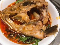 -忘情水鱼头·鲜鱼火锅(滨江中路店)