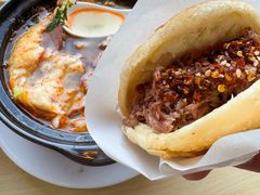 精品驴肉火烧-闫家驴肉老店(华电一校店)
