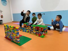 -哈奋儿童科技营乐高托班机器人(闲林校区)