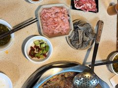 -九尺赵老四鲜鹅肠火锅