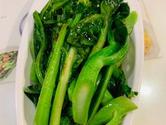-新大咀港式茶餐厅(宝山万达店)