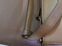 -莱靓奢侈品洗护改衣店(新世界百货崇文店)