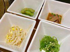 -山川小町·极番烧肉(新地假日广场店)
