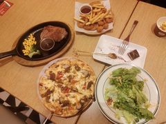 -摩欧客意式餐厅(高新活力汇店)