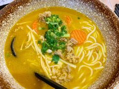 -蒙自源米线大王(东站店)