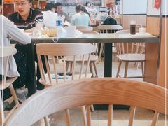 大堂-闫家驴肉老店(华电一校店)