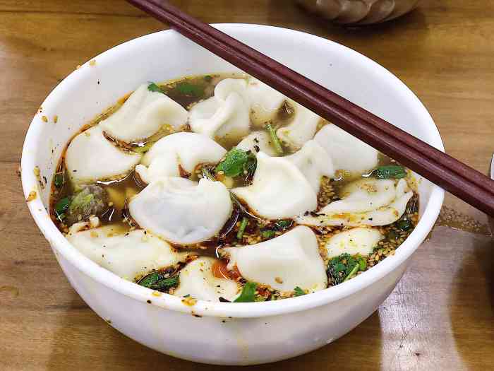 回坊马二酸汤水饺