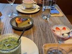 -Common Table · Brunch & Coffee