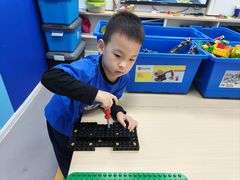 -斯坦星球青少儿编程机器人科学乐高思维专注力科创竞赛规划(武汉凯德西城学习中心)