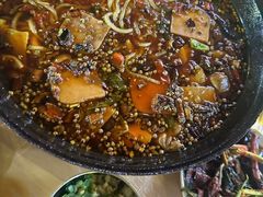 -鸿顺老铁锅美蛙鱼府(解放碑店)