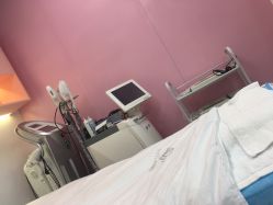 -斐尔国际皮肤管理中心