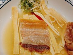 -隆江大酒店(雯婕商务楼店)