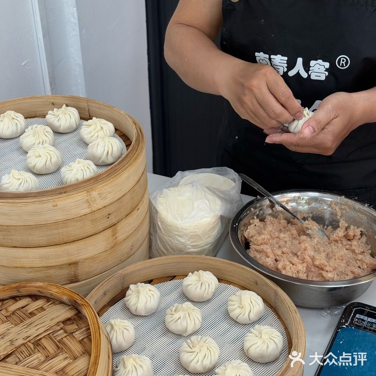 潮州新开的！还没什么人知道的爆汁灌汤包～