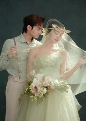 -钟爱一生婚纱摄影旗舰店