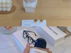 -nana showroom娜娜家服装店
