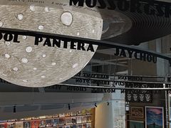 -黑胶星球(华发中城商都店)