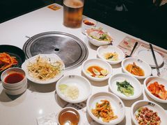 餐前小菜-本家韩国烤肉(青岛万象城店)