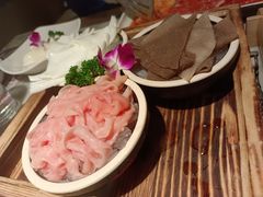 -尚尚仙·酸汤猪手·猪肚鸡火锅(华联万柳购物中心店)