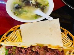 -秦小龙驴肉火烧馆