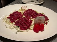 -左庭右院鲜牛肉火锅黑金店(陆家嘴中心店)