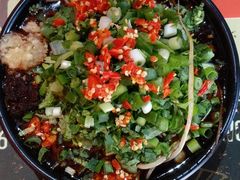 -椒点传统串串香
