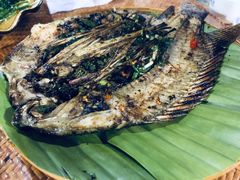 -傣泐金湾餐厅