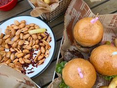 -麦落精酿啤酒餐吧(先农大院店)