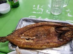 -布尔津河堤夜市