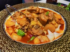 阿里疆大盘鸡-阿里疆Alijiang·丝路美食·异域风情·清真(长楹天街店)