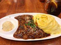 -玛格萝妮比萨屋(四平店)