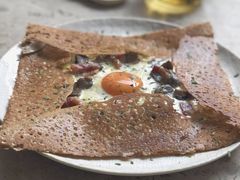 鸡蛋蘑菇熏肉荞麦可丽饼-RAC BAR(安福路店)