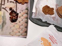 麦辣鸡腿堡-麦当劳(西站店)