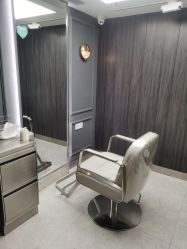 -PE SALON