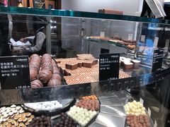 -Laderach 莱德拉(上海环贸iapm店)