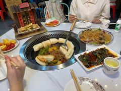 -哈尔滨烧烤·山河村铁锅炖(交大店)