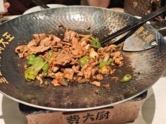 -费大厨辣椒炒肉(房山龙湖天街店)