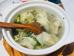 -馋三尺蟹粉小笼(人民广场店)