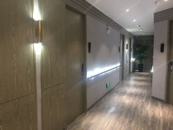 -海豚湾高端月子会所(黄浦店)