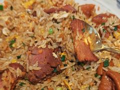 招牌烤肉炒饭-扬二春炒饭(国庆路总店)