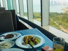-黄金海景大酒店-旋转餐厅