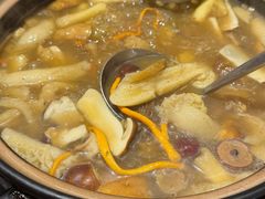 -菌之家·专业纯野生菌火锅·特色炒菌