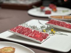 -左庭右院鲜牛肉火锅黑金店(陆家嘴中心店)