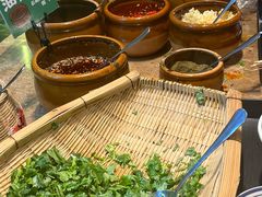 -云阿蛮云南生烫牛肉米线(奉贤路店)