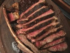 -恰餐厅及酒吧 CHAR Bar & Grill (北京丽都皇冠假日店)