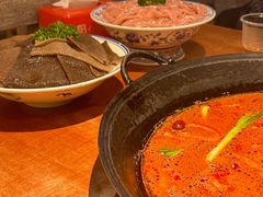 -周小明火锅(黑金冠社区店)