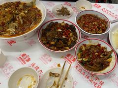 -堂瓦里·33年传统赣菜(第一街区店)