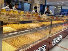 面包甜点陈列柜-東更道点心行(崂山丽达店)