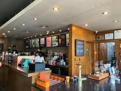 -星巴克臻选(深圳龙华红山天虹店)