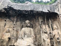 -龙门石窟