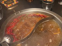 -廖掌柜·重庆鲜货火锅(上海首店)